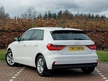Used Audi A1 Design 95 HP (69 kW) 2022 White SUV
