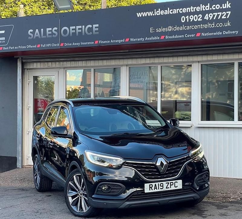 Black Used 2019 Renault Kadjar Iconic SUV | £8,995 (Super price) - Image 1/3