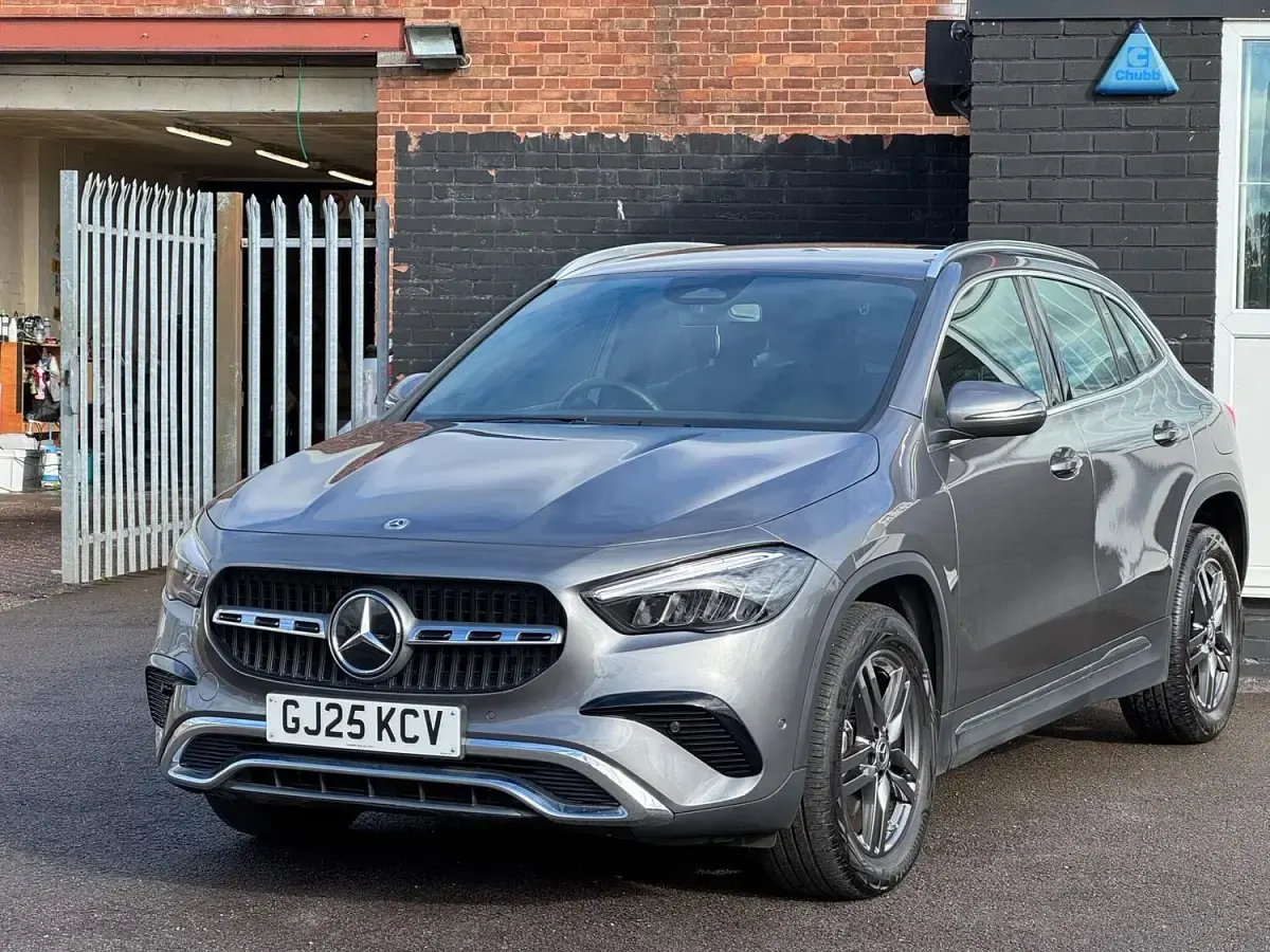 Used Mercedes GLA180 Sport Edition 136 HP (100 kW) 2025 Grey SUV