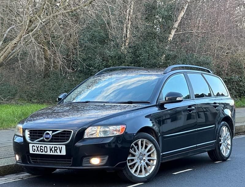 Black Used 2010 Volvo V50 SE Lux Estate | £5,995 (Fair price) - Image 1/4