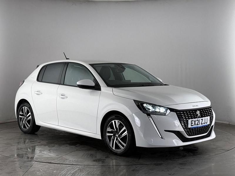 Used Peugeot 208 Allure Premium 102 HP (75 kW) 2021 White Hatchback