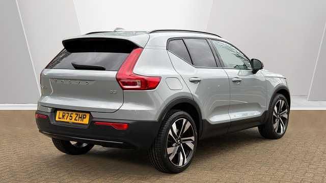 New Volvo XC40 Plus 194 HP (142 kW) 2026 SUV
