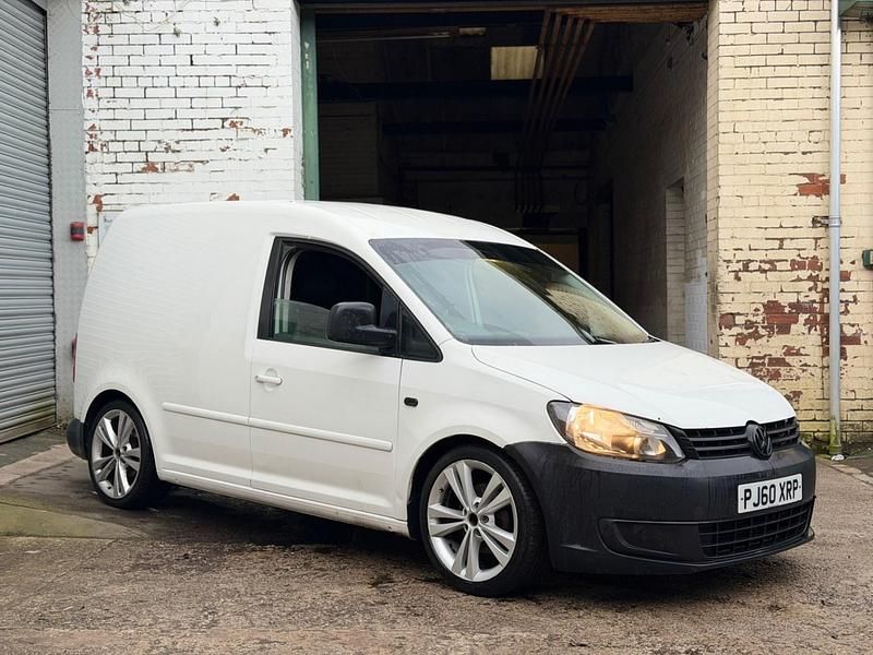 Used VW Caddy 102 HP (75 kW) 2011 White MPV