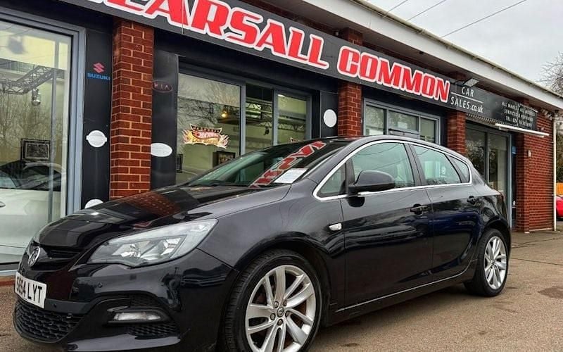Used Vauxhall Astra 116 HP (85 kW) 2015 Black Hatchback