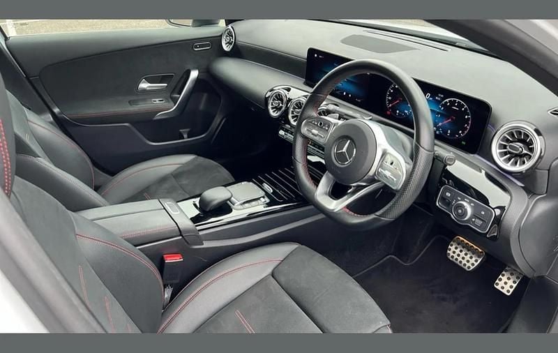 Used Mercedes A200 Executive 161 HP (118 kW) 2023 White Sedan