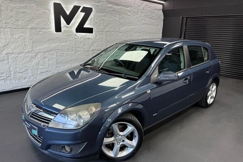 Blue Used 2007 Vauxhall Astra SRi Hatchback | £1,965 (Fair price) - Image 1/1