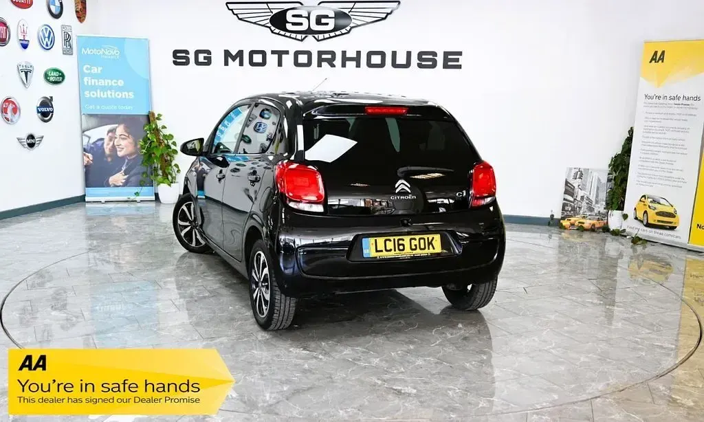 Used Citroën C1 Flair 68 HP (50 kW) 2016 Black Hatchback