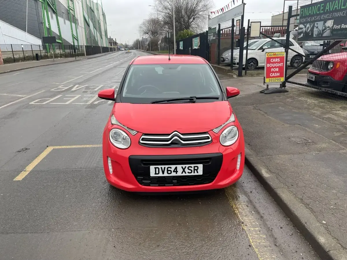 Used Citroën C1 Feel 68 HP (50 kW) 2014 Orange Hatchback