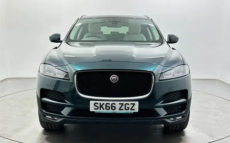Used Jaguar F-Pace Portfolio 179 HP (131 kW) 2020 SUV