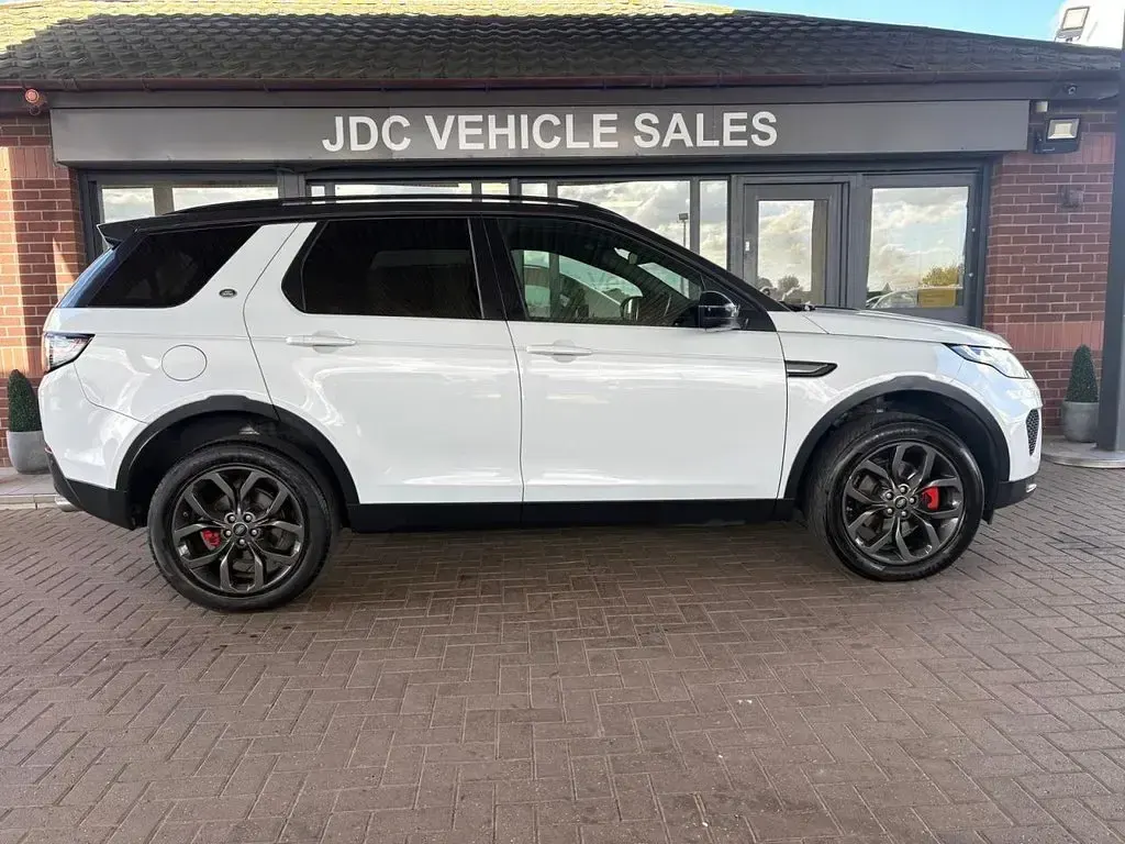 Used Land Rover Discovery Sport Landmark 180 HP (132 kW) 2018 White SUV