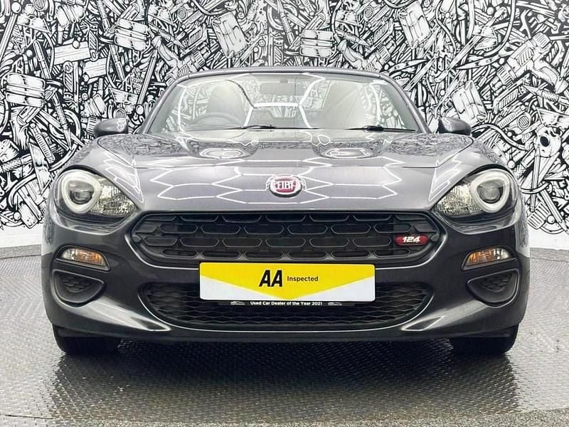 Used Fiat 124 Spider Classica 140 HP (102 kW) 2018 Grey Cabriolet