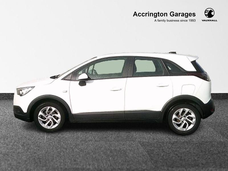 Used Vauxhall Crossland X 2019 Summit white SUV