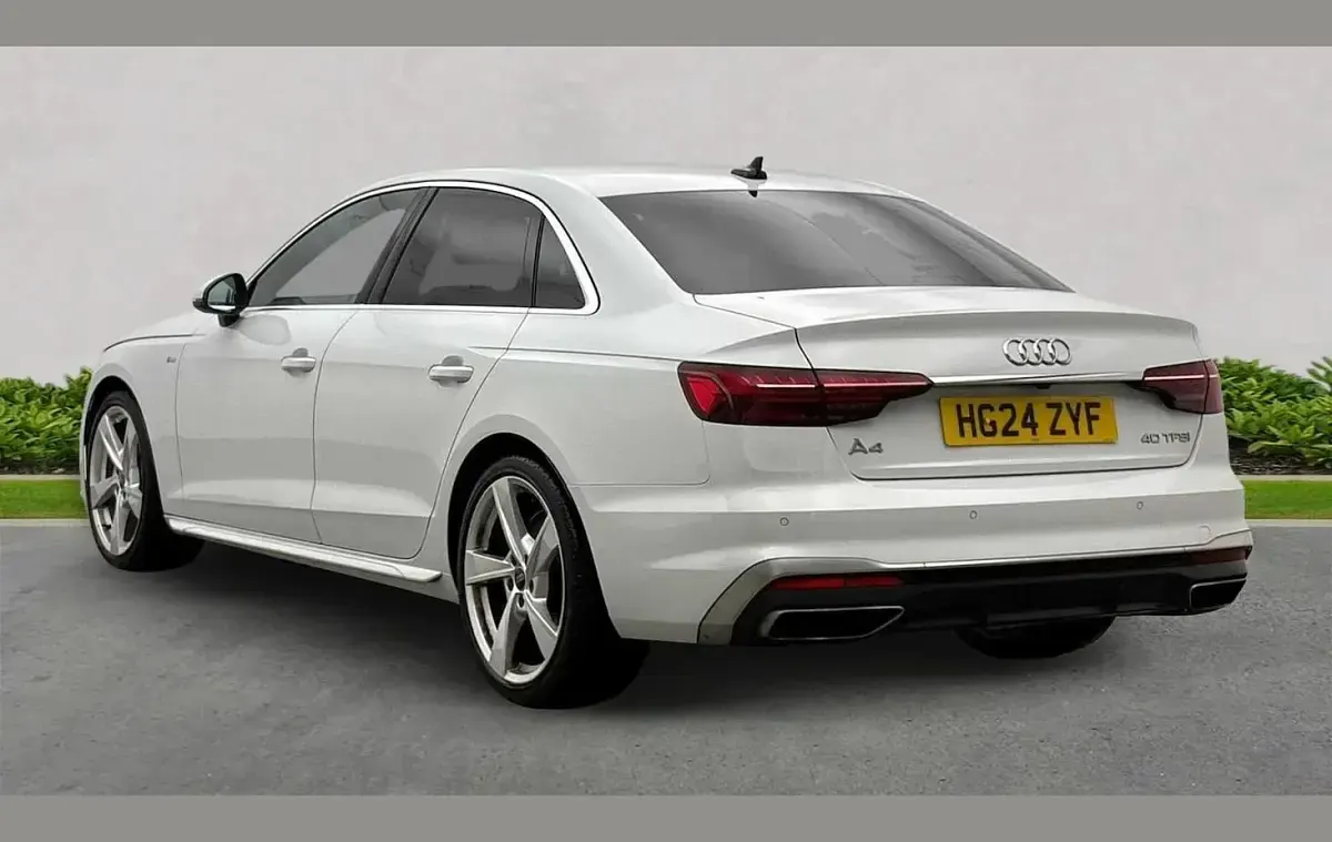 Used Audi A4 S-Line 204 HP (150 kW) 2024 White Sedan