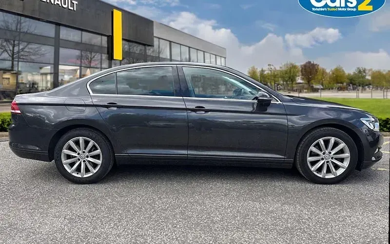 Second-hand VW Passat Business 120 CP (88 kW) 2018 Gri Berlinǎ