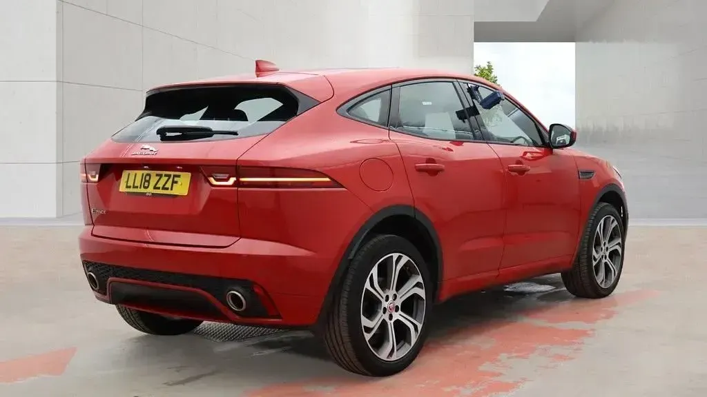 Used Jaguar E-Pace First Edition 180 HP (132 kW) 2018 Red SUV
