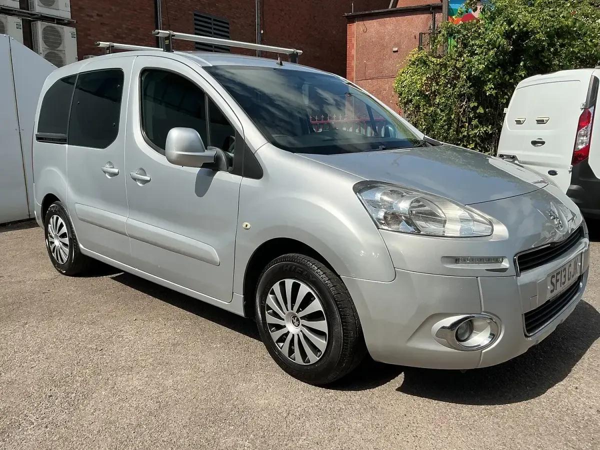 Used Peugeot Partner Tepee S 2013 Silver MPV