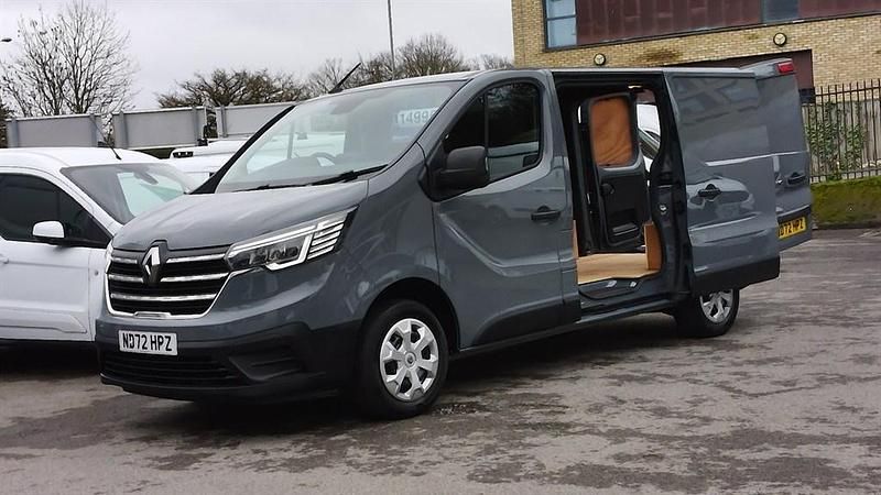 Used Renault Trafic Urban 2023 Urban grey