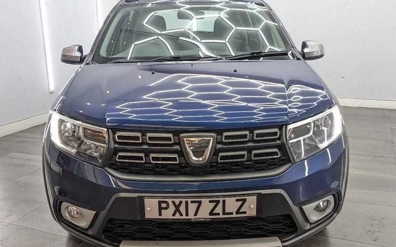 Used Dacia Sandero Lauréate 90 HP (66 kW) 2018 Hatchback