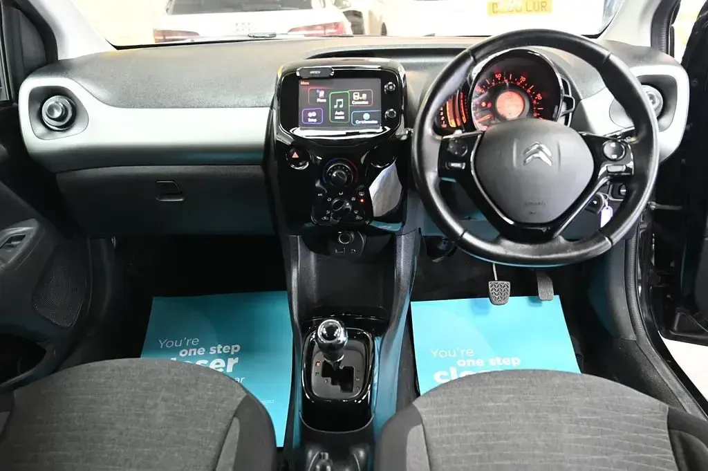 Used Citroën C1 Flair 68 HP (50 kW) 2016 Black Hatchback