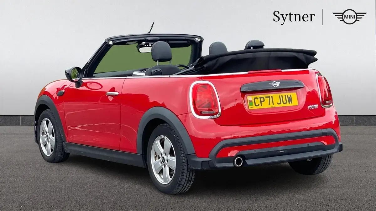 Used Mini Cooper Cabriolet Classic 134 HP (98 kW) 2022 Red Cabriolet