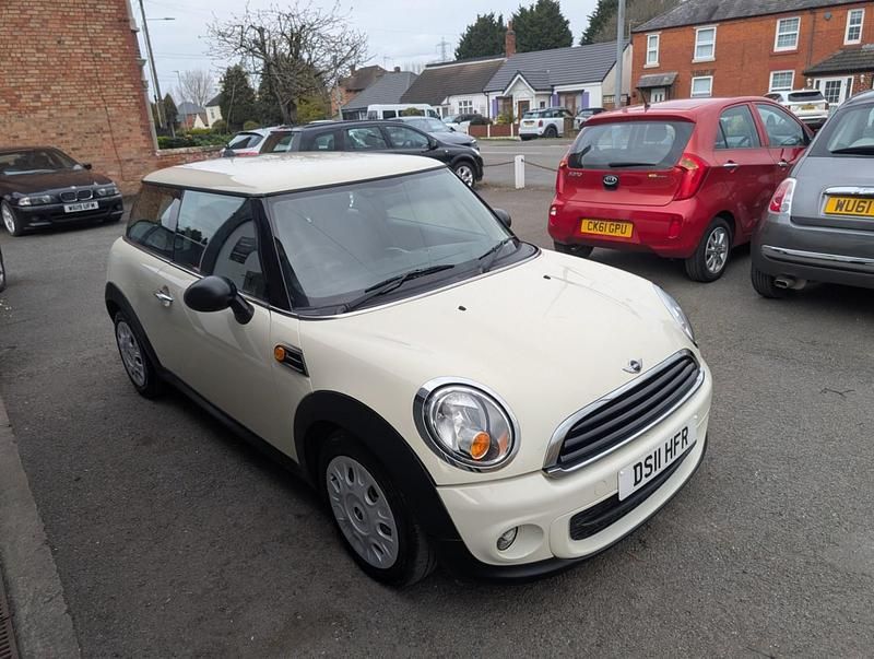 Used Mini One D Hatch 2011 White Hatchback