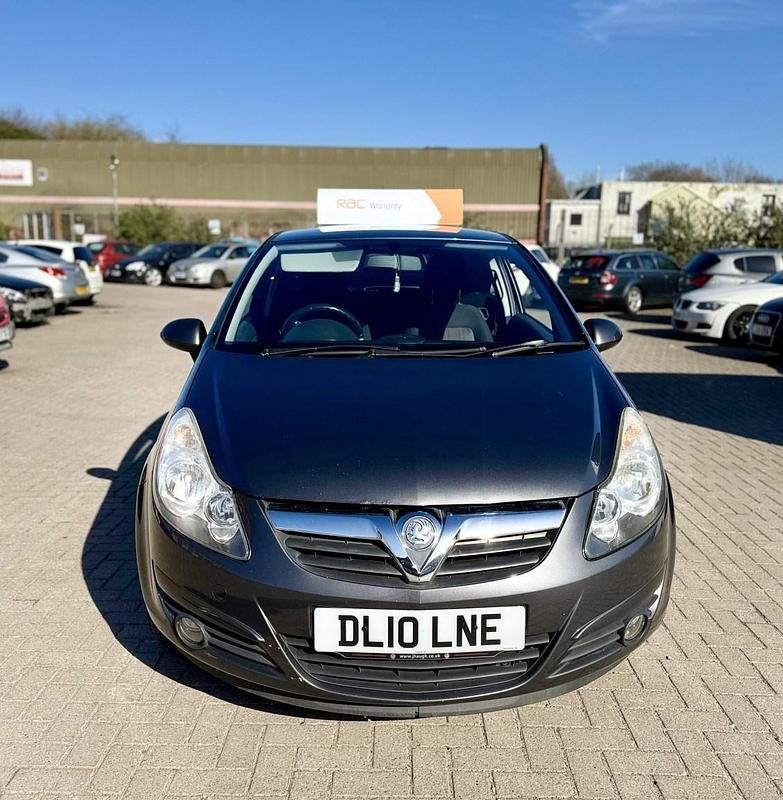 Used Vauxhall Corsa 100 HP (73 kW) 2010 Grey Hatchback