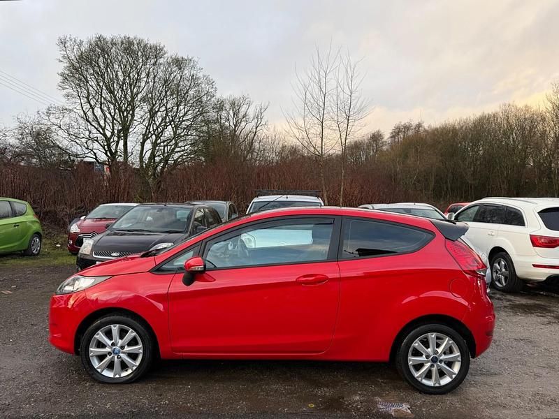 Used Ford Fiesta 2011 Red Hatchback
