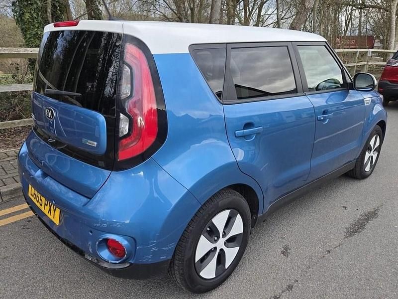 Used Kia Soul 80 kW (110 HP) 2015 Blue SUV