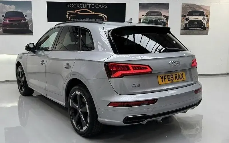 Used Audi Q5 Black Edition 190 HP (139 kW) 2019 Silver SUV
