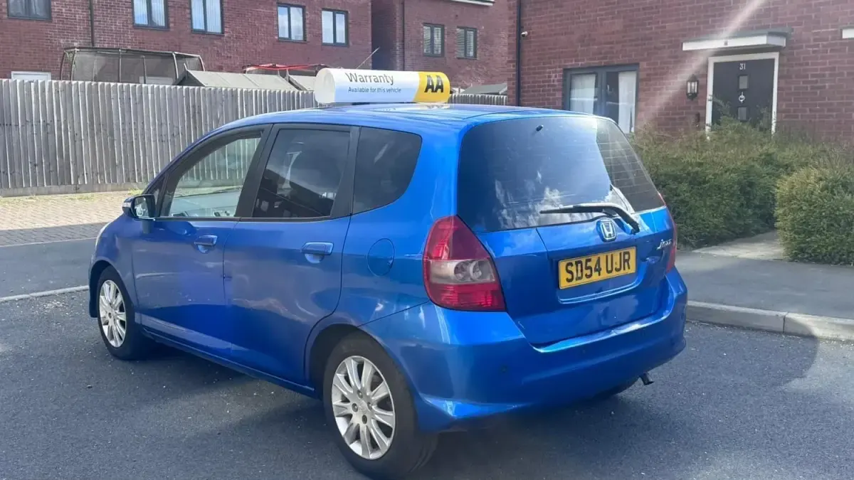 Begagnad Honda Jazz SE 83 HK (61 kW) 2004 Blå Halvkombi
