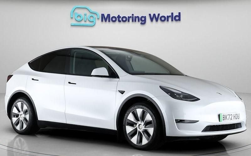 Used 2025 Tesla Model Y Long Range AWD SUV | £23,100 (Super price) - Image 1/4