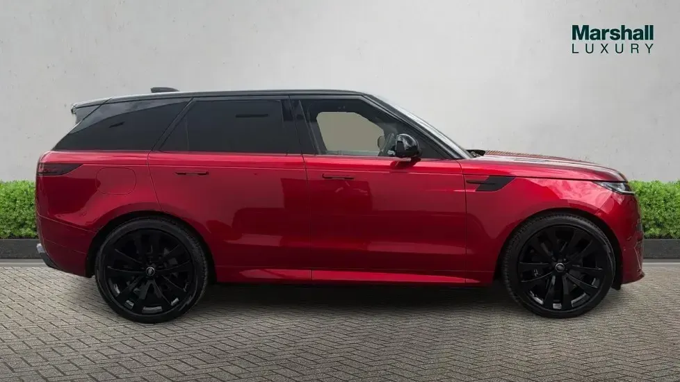 Used Land Rover Range Rover Sport 530 HP (389 kW) 2023 Red SUV