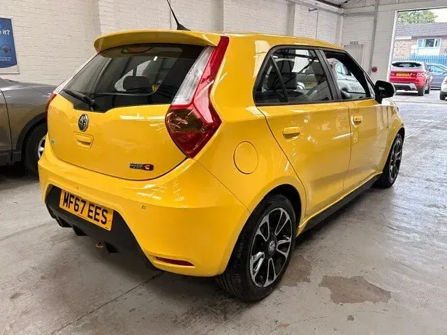 Used MG MG3 2017 Yellow Hatchback