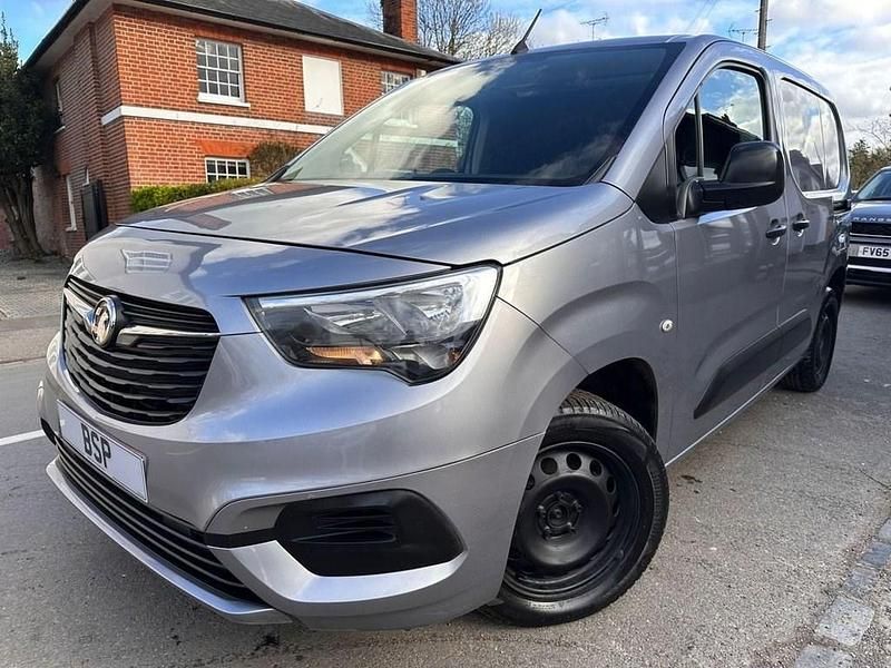 Used Vauxhall Combo Sportive 75 HP (55 kW) 2019 Grey MPV