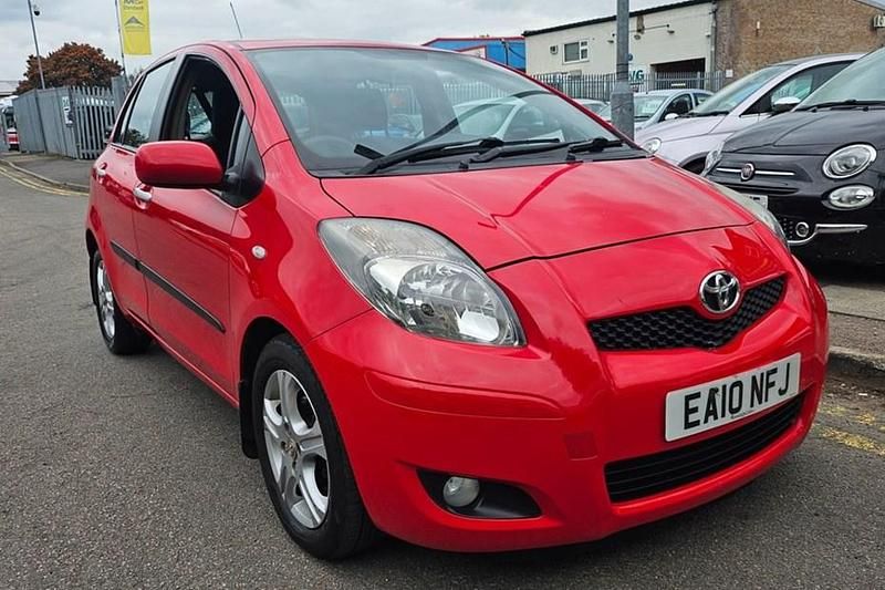 Red Used 2010 Toyota Yaris Hatchback | £3,499 (Fair price) - Image 1/1