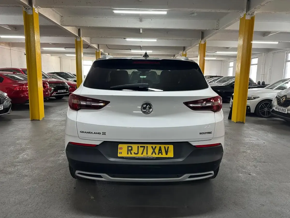 Used Vauxhall Grandland X Edition 2022 White SUV