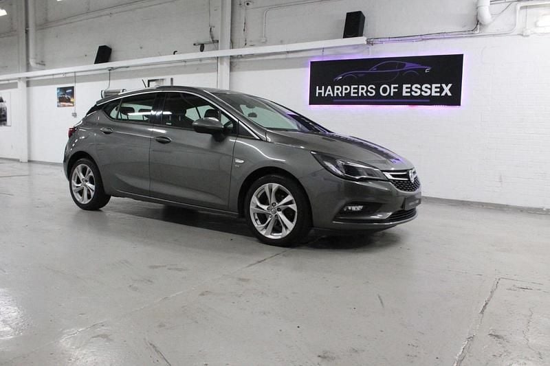 Grey Used 2016 Vauxhall Astra SRi Hatchback | £4,995 (Fair price) - Image 1/4