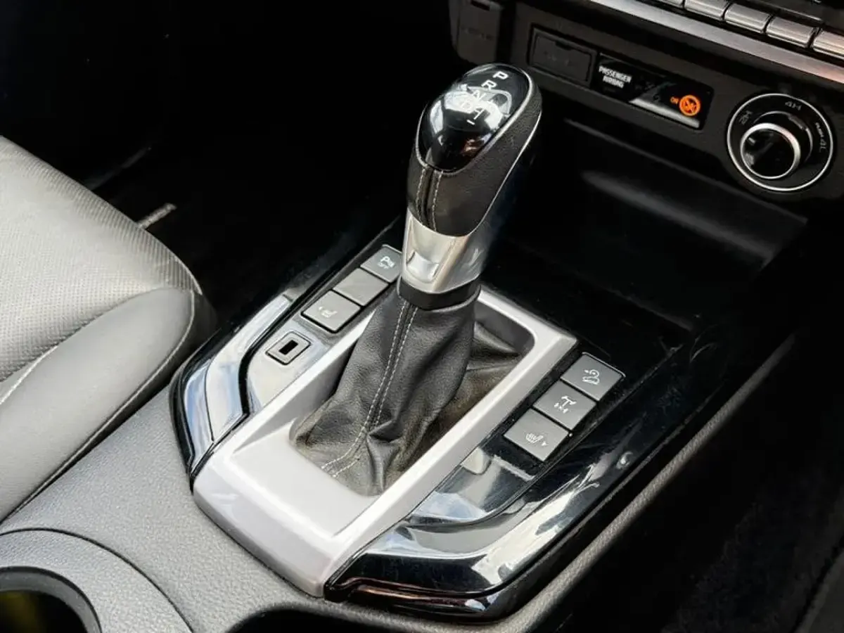 Second-hand Isuzu D-Max 162 CP (119 kW) 2022 Gri Pickup