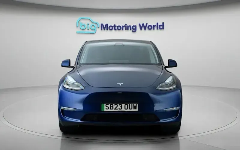 Used Tesla Model Y Long Range AWD 286 kW (389 HP) 2025 SUV