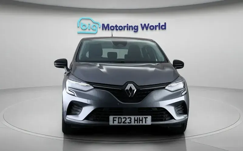 Used Renault Clio Evolution 145 HP (106 kW) 2023 Grey Hatchback