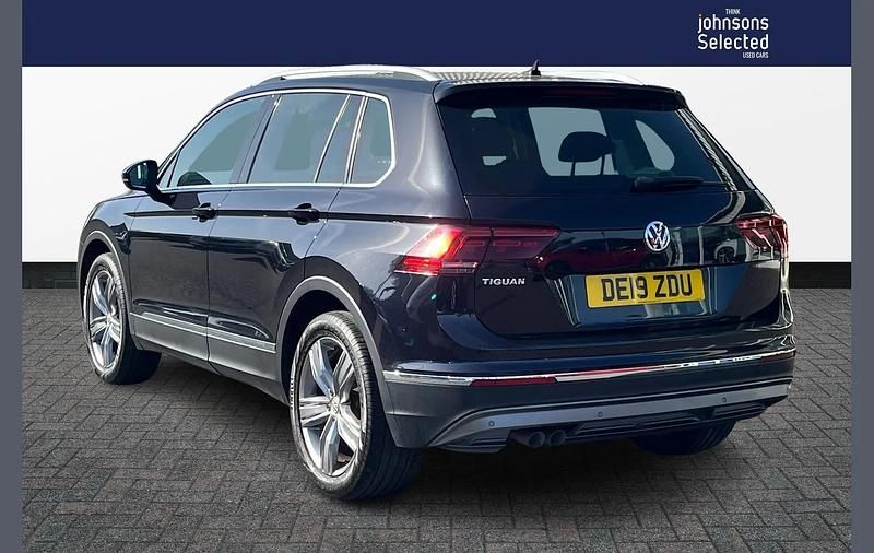 Used VW Tiguan SEL 150 HP (110 kW) 2019 Black SUV