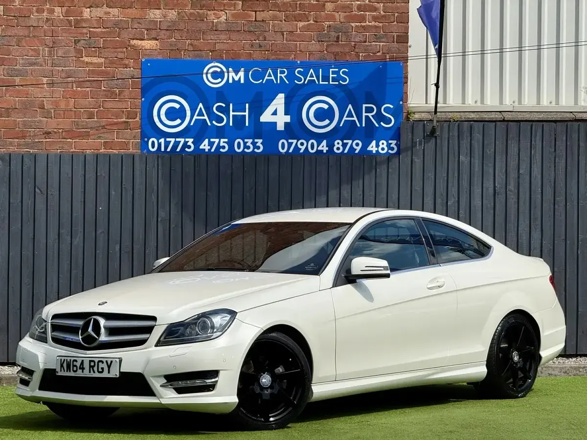 Used Mercedes C180 Sport Edition 156 HP (114 kW) 2015 White Coupe