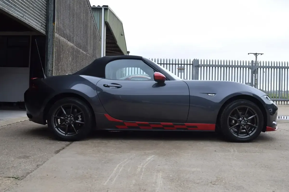 Begagnad Mazda MX5 131 HK (96 kW) 2016 Grå Cab