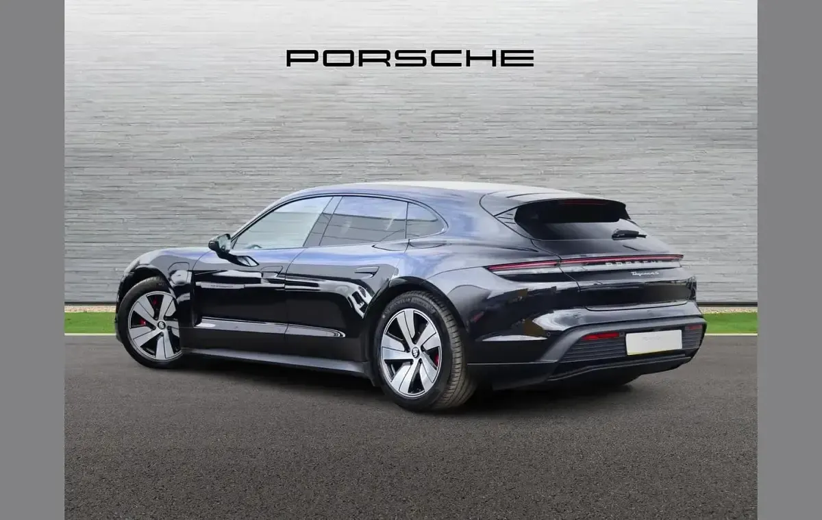 Used Porsche Taycan 419 kW (571 HP) 2023 Black Estate