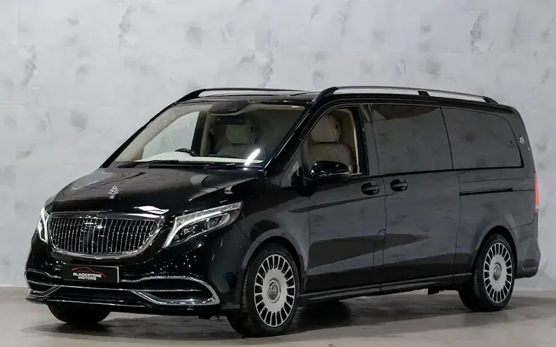 Used Mercedes V300 AMG line 237 HP (174 kW) 2022 Black MPV