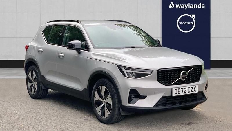 Silver Used 2022 Volvo XC40 Plus SUV | £24,791 (Good price) - Image 1/4