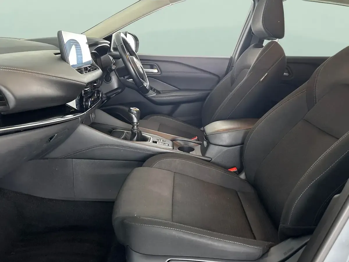 Used Nissan Qashqai N-Connecta 140 HP (102 kW) 2023 Grey SUV