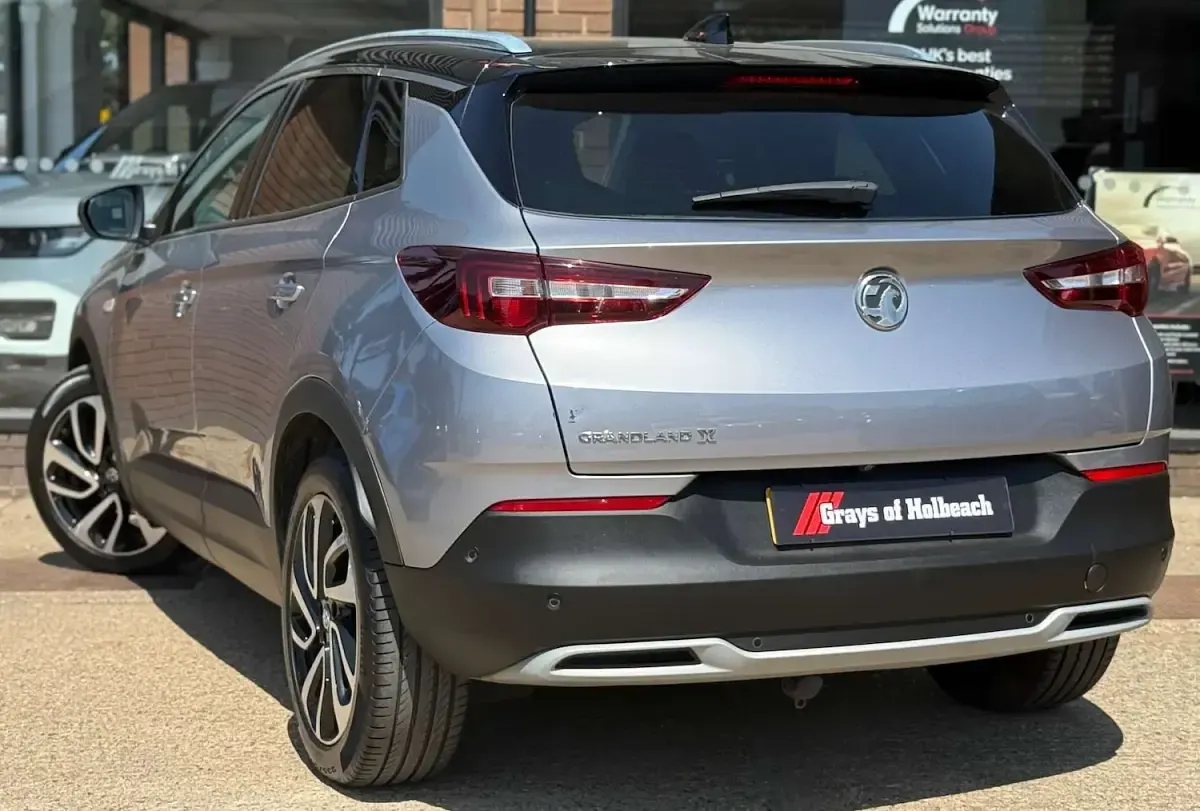 Used Vauxhall Grandland X Elite 120 HP (88 kW) 2018 Grey SUV