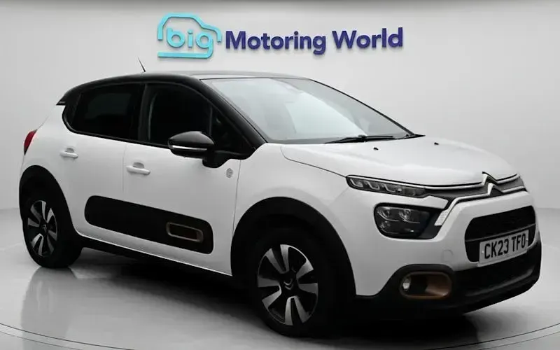 Używany Citroën C3 PureTech 83 KM (61 kW) 2023 Hatchback