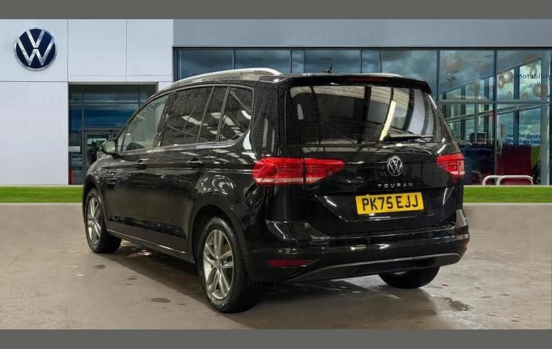Used VW Touran Match 150 HP (110 kW) 2025 Black MPV